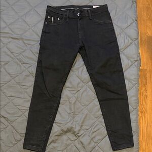 Classic Black Skinny Jeans for Men